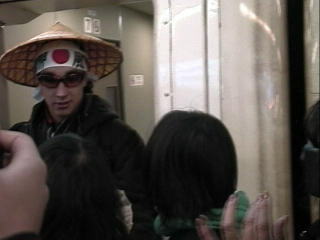 �F���񂨒B�҂ŁI�I