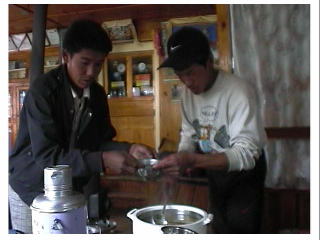 �H���̐��b�����Ă����u�L�b�`���{�[�C�v�P�O��̏��N