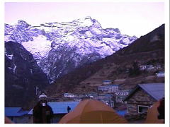 �i���`�F�̃��[�j���O�R�R�A