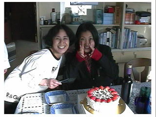 ��ނ����@�P�[�L���ɍ������ˁ`�E�E�ECon Reina!