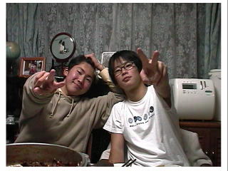 �z�Ł`���B�@�@�R�炾�[�IEl se llam Koshi y Yuya!