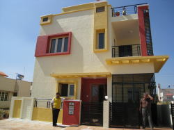 �����̂S�K���ẲƁB