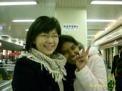 �������J�Ɏw�����ĉ����������{�j�̐搶�B