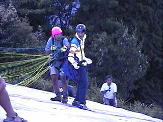 �S���o�N�o�N�̃G���b�N�@�@lanzarse en parapente