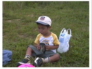 �l�����ăz�A���ɂ������݂����ɔ�т����񂾂��I