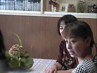 �f�B���N�^�[�̐����𕷂��E�E�E