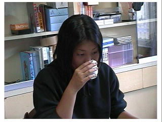 �z�N������A�������s������A�������s������Ȃ񂾂���I"REINA"