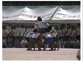 �������肳�����ĂĂ�I�I"la pagoda"