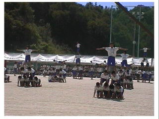 �n�C�I�����~���~�b�h�����I�ILa piramide!