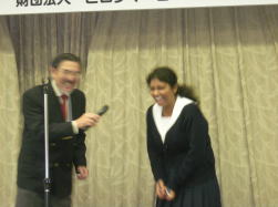 �D���҃C���^�r���[