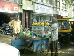 �ʕ�������i�J�b�g�������L��̂ŃK���X�P�[�X������j