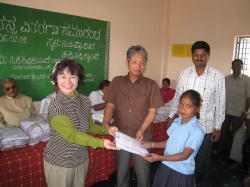 ���B���Q��