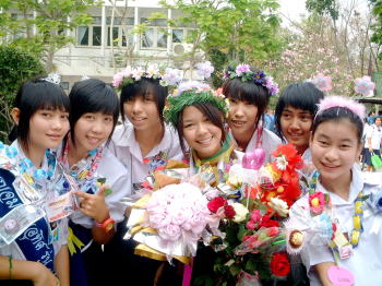 ��R�̃v���[���g������悤��