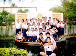 �j�����w�ɂȂ���