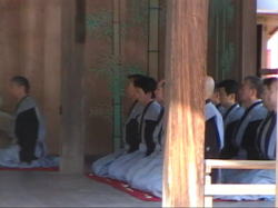 �n�w�̑O�񂪎�����