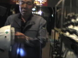 �B���ɓ���̂Ńw�b�h�����v�t���w�����b�g��݂��Ă����