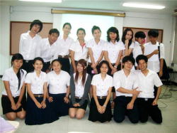 ���w�̃N���X���C�g