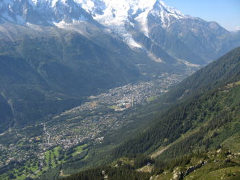 �����f�B���O�̂���V�����j�[�̊X�B���፷�͂P�R�O�O��