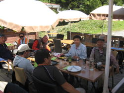 �J�t�F�e���X�Œ��H