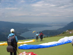 �A�k�V�[�΂̍������̃e�C�N�I�t��