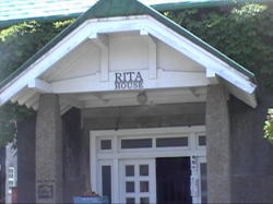 ����В��w�l�́u���^�n�E�X�v