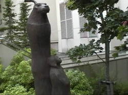 �O�ɂ́u�����炳�܁v�̑��������Ă���