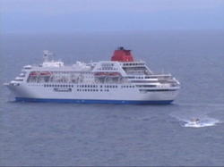 �����̃N���[�Y�D�u�ӂ��v�����x���s�X�g���A�����Ă���