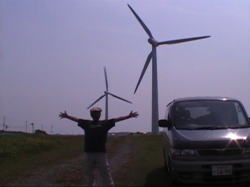 �k�C���ɂ͑�R�̔��d����