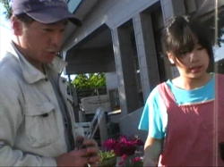 ���h�̉Ƒ��������Ŋ��҂��Ă����