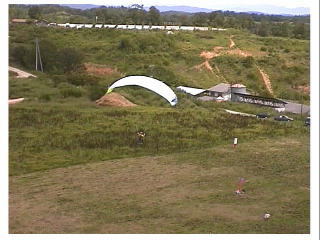 �z�A���̗����������t���C�g