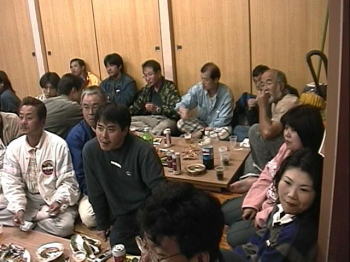 ����̓g�b�v�A�E�g�̃����o�[�̖ʁX