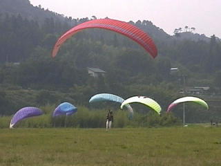 �{�邳��̗����グ�m��