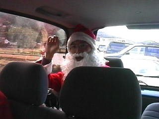 �ԂɉB��Ă����ׂȂ������T���^�̉͌�����