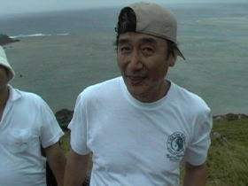 �|�{����