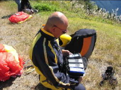 �_��R�쑤�̃e�C�N�I�t�B�Γc����퓬�̐��ɓ˓�