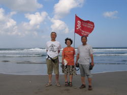 �N�^�̃T�[�t�B���̊C��